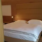 韦盖纳酒店 酒店